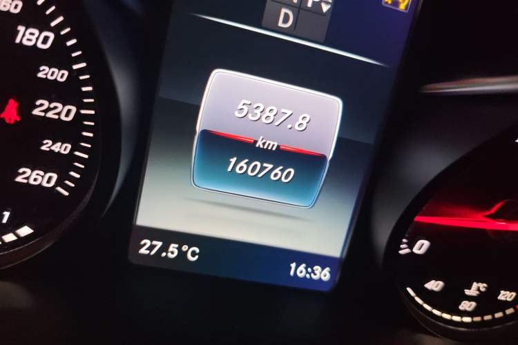 Used Mercedes-Benz C-Class 2017 Facelift C 300 Sport Edition
