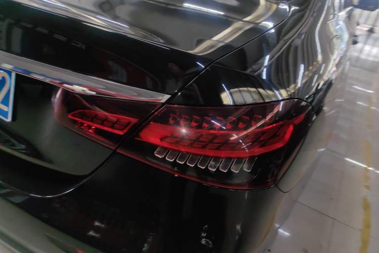 Used Mercedes-Benz E-Class 2023 Updated E 300 L Fashion Edition
