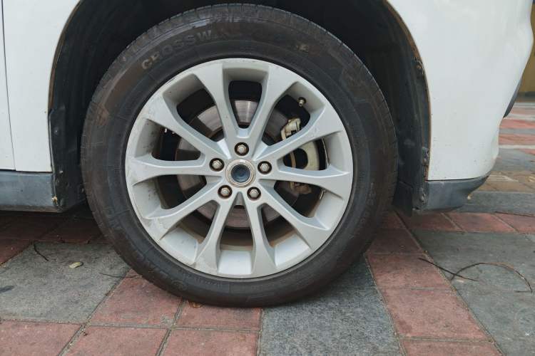 Used Haval H2 2016 Red Label 1.5T Manual Two-Wheel Drive Urban Edition
