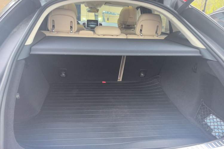 Used Mercedes-Benz GLE Coupe 2018 GLE 320 4MATIC Coupe SUV
