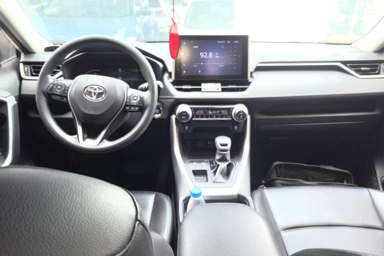 Used Toyota RAV4 2021 2.0L CVT Two-Wheel Drive Fashion Edition