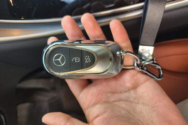 Used Mercedes-Benz GLC 2024 Refreshed GLC 300 L 4MATIC Dynamic Version 5 Seats