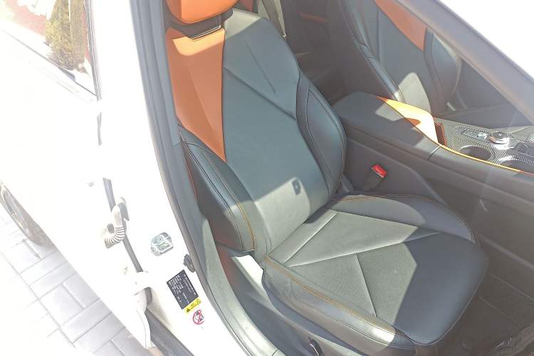 Used CHANGAN UNI-V 2022 1.5T Prestige Version
