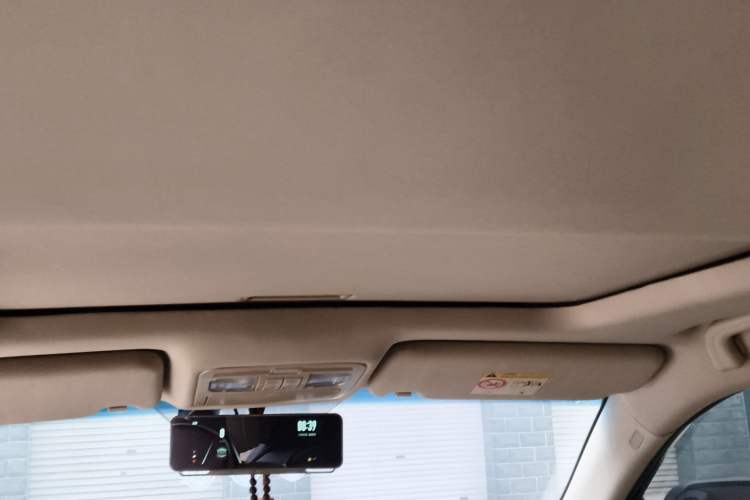 Used Geely Auto EC8 2015 2.0L Manual Elite Edition