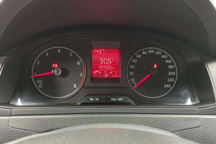 Used Volkswagen Santana 2016 1.6L Manual Fashion Edition