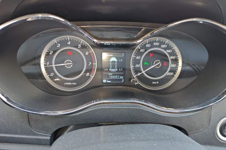 Used Baojun 560 2016 1.8L Manual Luxury Edition Instrument Cluster