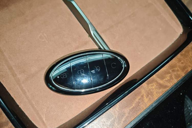 Used Yangwang U8 2023 Luxury Edition
