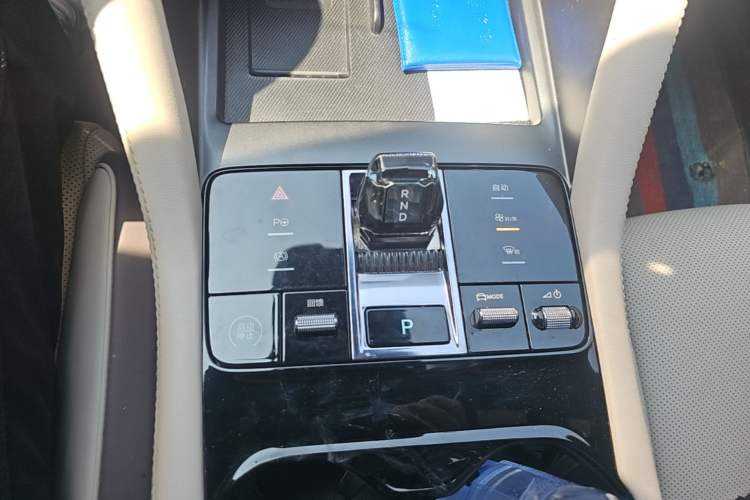 Used BYD Song PLUS New Energy 2025 EV Smart Drive Edition 605km Flagship Model
