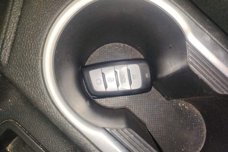 Used Changan CS35PLUS 2021 Honor Million Edition 1.6L Manual Luxury Model