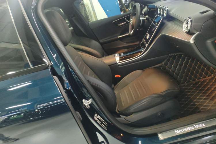 Used Mercedes-Benz C-Class 2023 C 260 L Bright Night Sports Edition
