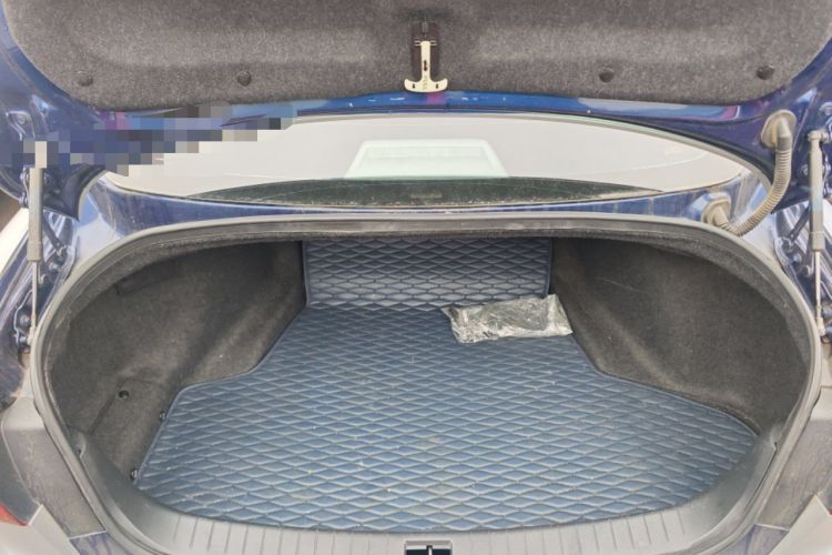 Used Infiniti Q50L 2018 2.0T Enjoyment Version China VI Standard Trunk