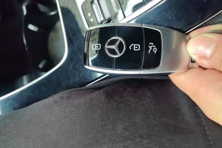 Used Mercedes-Benz E-Class 2017 E 300 Sport Edition Interior 1
