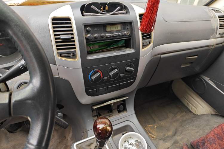 Used Foton Scenic 2010 2.0L Express Classic Short-Wheelbase Low-Roof 491EQ4A
