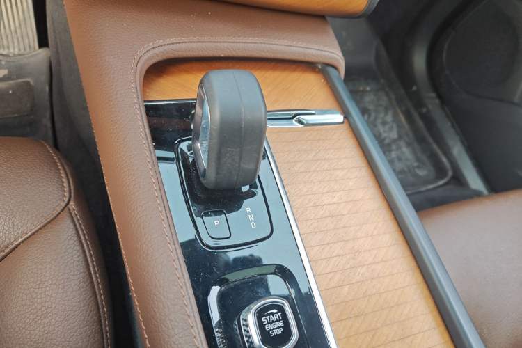 Used Volvo XC90 2022 B5 Smart Drive Luxury Edition 5 Seats