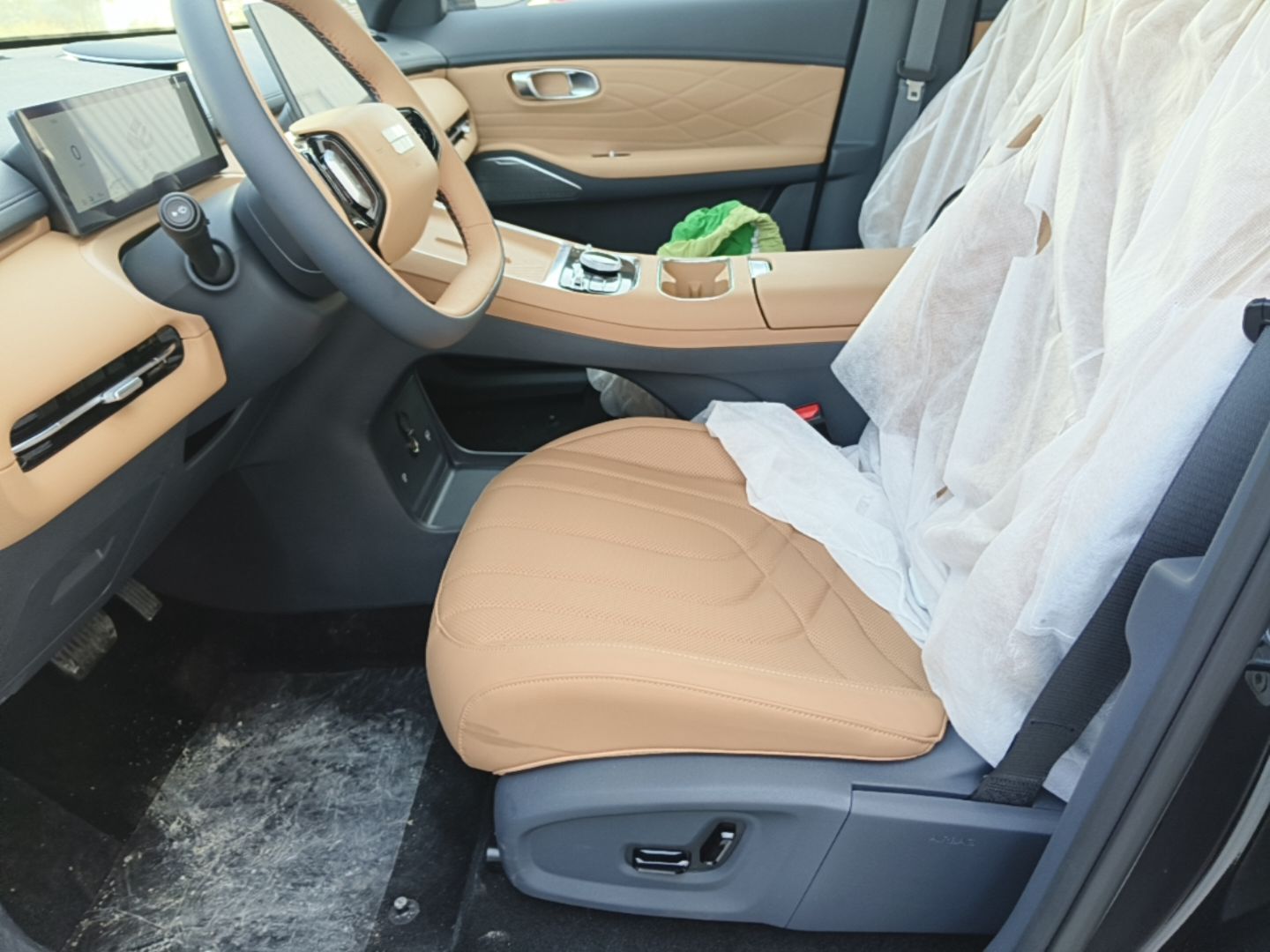 Geely Galaxy Xingjian 7 EM-i 2026 Model 130km Launch Edition — снимка 17