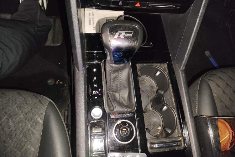 Used Volkswagen Teramont X 2020 380TSI Four-Wheel Drive Luxury Edition Gear Lever