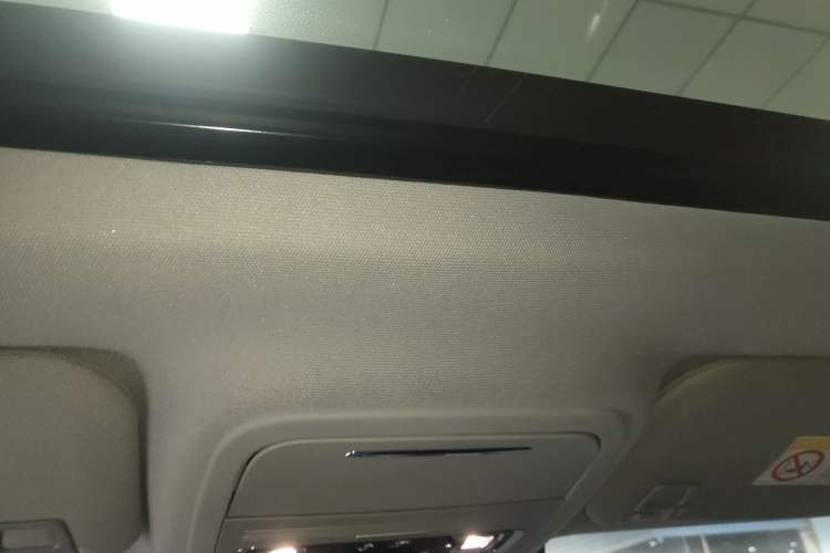 Used Lincoln Corsair 2020 2.0T Two-Wheel Drive Luxury Edition
