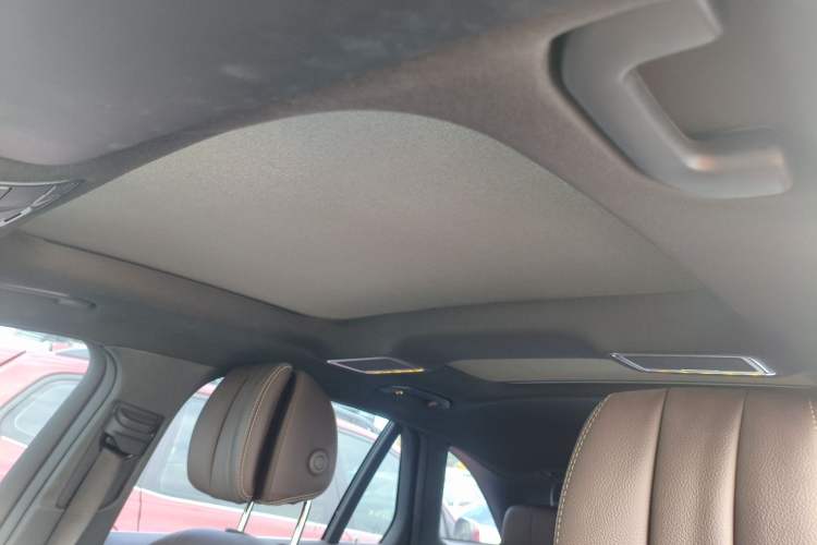 Used Mercedes-Benz GLC 2021 GLC 260 L 4MATIC Dynamic Edition Headliner