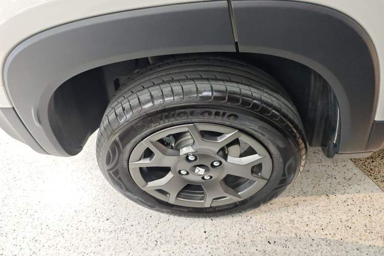 Used Baojun Spark EUV 2026 301km Flagship Edition Right Rear Wheel Hub