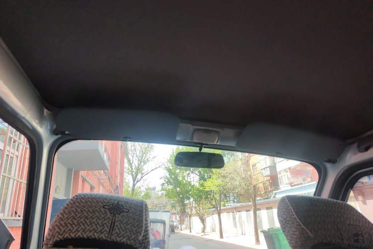 Used Wuling Rongguang Small Truck 2019 1.5L Base Version Double-Cab Euro VI L3C Headliner