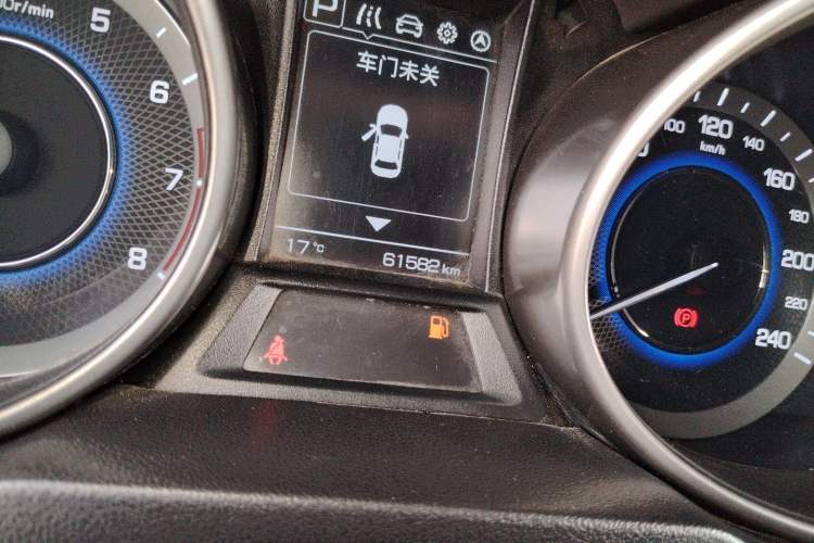 Used CHANGAN CS35 2017 1.6L Automatic Luxury Model
