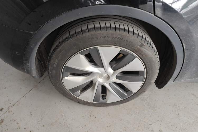 Used Tesla Model Y 2022 Rear-Wheel-Drive Version
