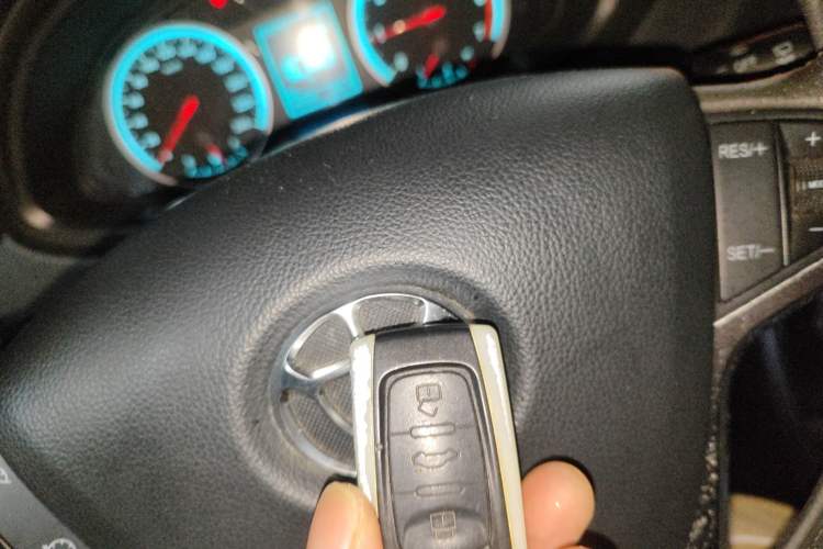 Used Brilliance V5 2012 1.6L Automatic Luxury Version