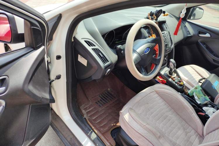 Used Ford Focus 2012 Hatchback 1.6L Automatic Comfort Model
