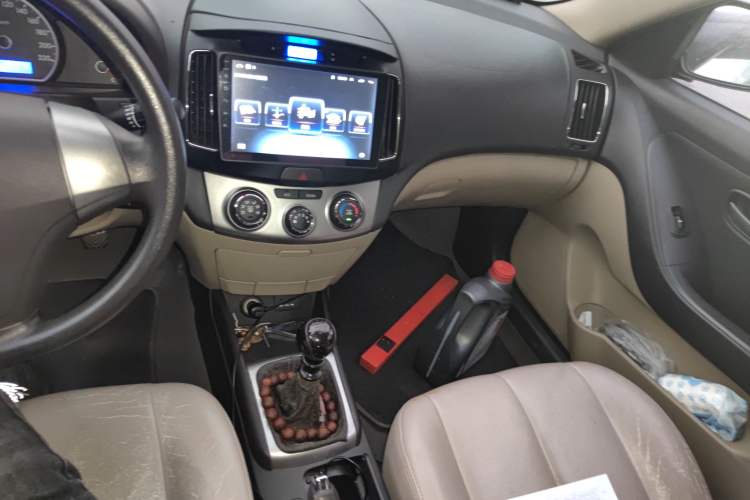 Used Hyundai Celesta 2011 1.6L Manual Comfort Edition
