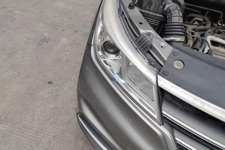 Used Baojun 730 2021 1.5T CVT Fashion Version 7 Seats Right Front Headlight