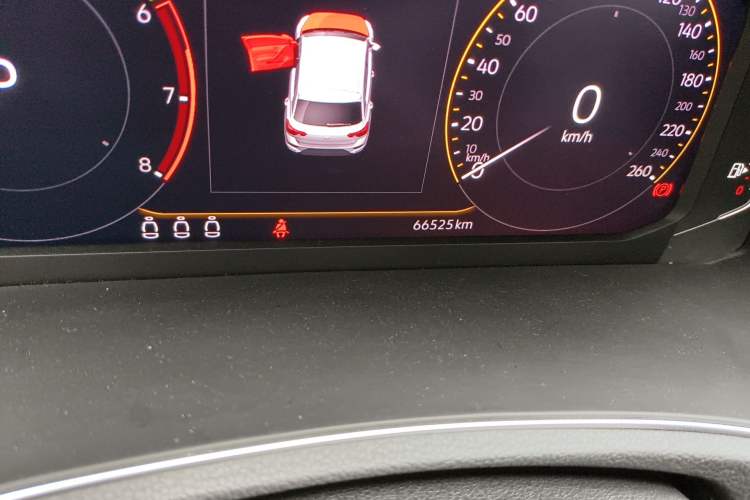 Used Volkswagen T-ROC 2019 280TSI DSG Two-Wheel Drive Comfort Version China VI Standard
