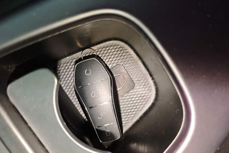 Used BYD Dolphin 2025 Intelligent Driving Version 410 km Fashion Edition
