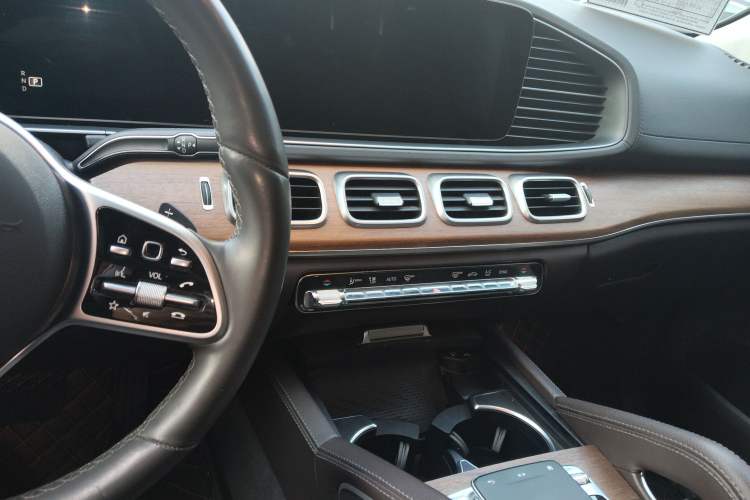 Used Mercedes-Benz GLE 2020 GLE 350 4MATIC Luxury Model