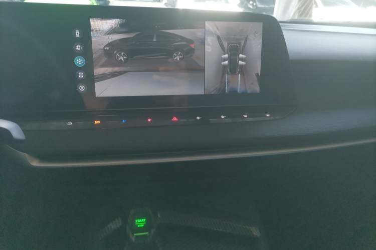 Used MG 7 2025 1.5T 300 DCT Elegant Edition
