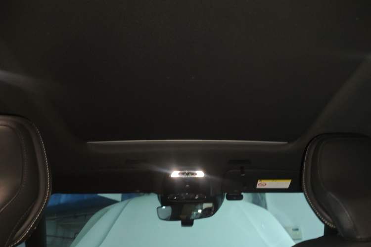 Used Volvo XC60 2019 T5 4x4 Smart & Dynamic Sport Edition China VI Standard
