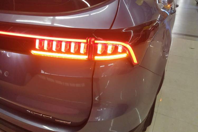 Used JETOUR X70 PLUS 2021 1.5T DCT Mountain 7-Seater
