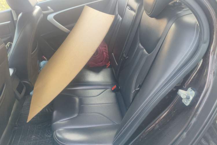 Used Geely Auto Emgrand 2016 Sedan 1.5L Manual Upward Edition