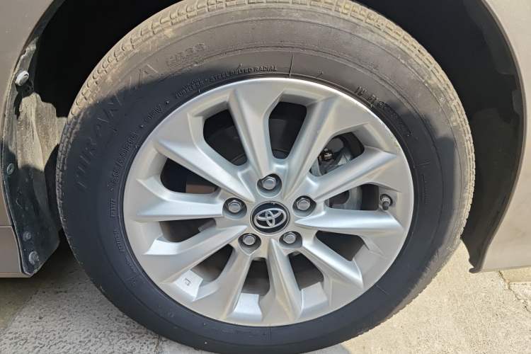 Used Toyota Corolla 2019 Dual-Engine 1.8L E-CVT GL-i Elite Edition
