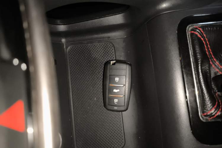 Used CHANGAN CS75 2016 1.8T Automatic Elite Model China V Standard Interior 1