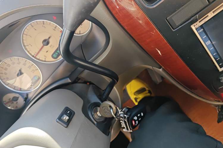 Used Dodge Grand Caravan 2007 3.0L Classic Edition Gear Lever