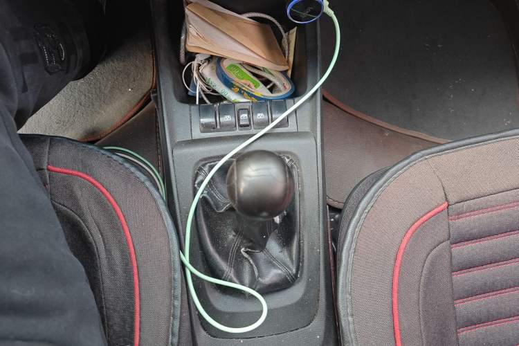 Used Chevrolet Sail 2013 Sedan 1.4L Manual - Youyi Happiness Edition