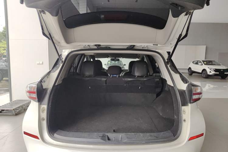 Used Nissan Murano 2021 2.5L XE Two-Wheel Drive Elite Edition