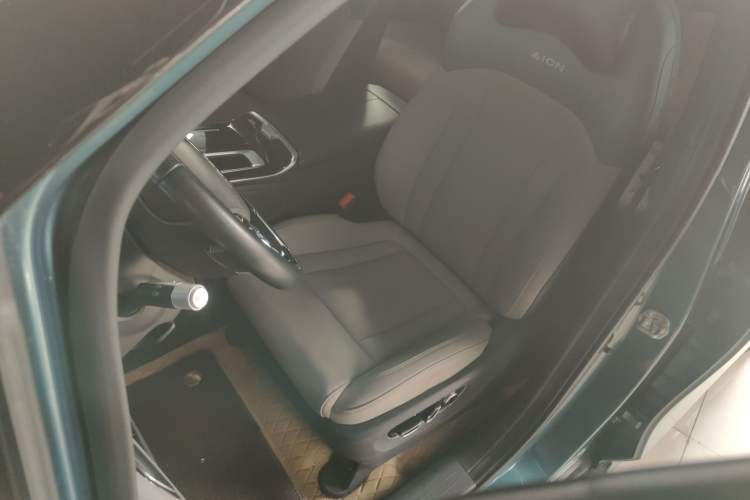 Used AION V 2023 Plus 70 Smart Enjoyment Seven-Seater Edition Ternary Lithium