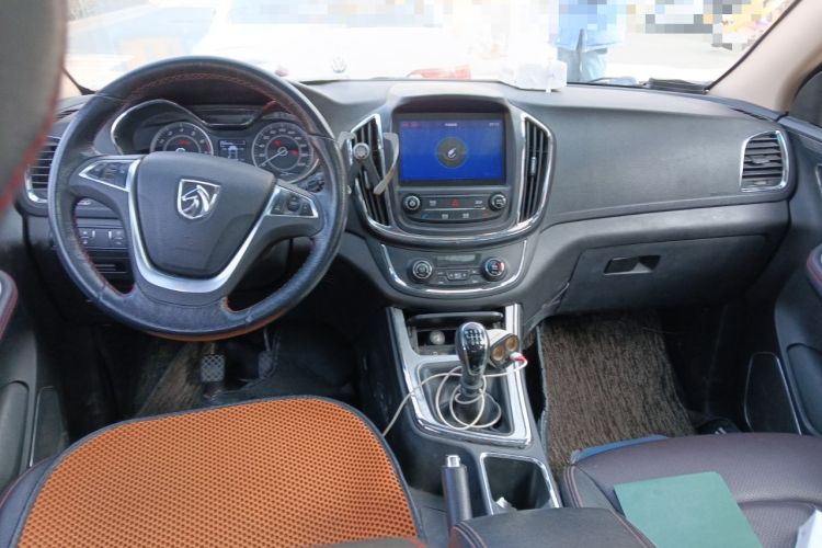 Used Baojun 560 2016 1.5T Manual Luxury Model
