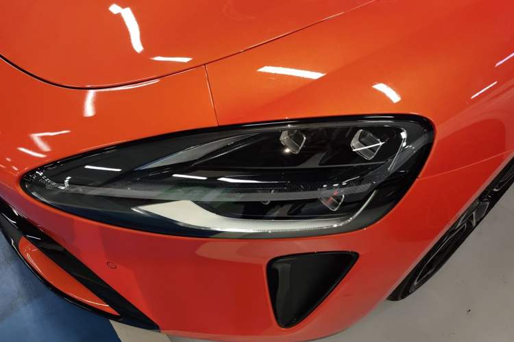 Used Xiaomi Auto SU7 2024 Four-Wheel Drive Ultra-Long Range Advanced Intelligent Driving Max Edition