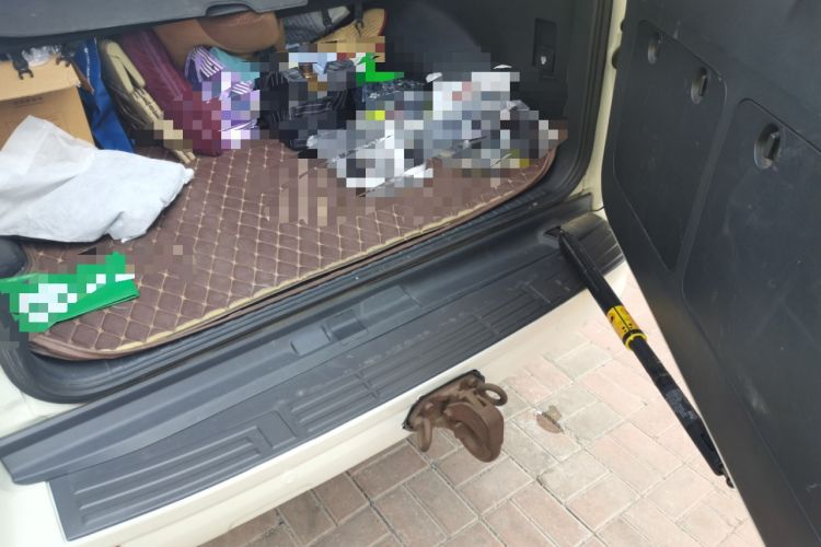 Used Toyota Prado 2016 2.7L Automatic Standard Edition Trunk