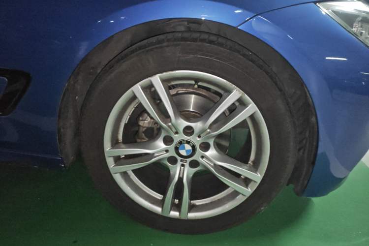 Used BMW 3 Series GT 2014 320i Design Package Model Exterior 7