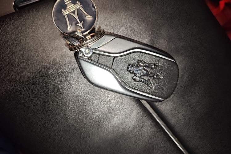 Used Maserati Ghibli 2019 3.0T Standard Version China V Emission Standard Vehicle Key