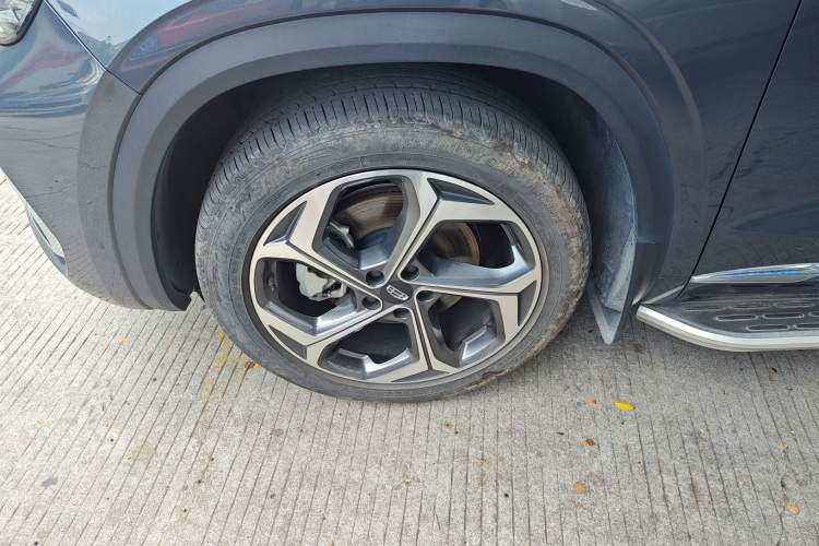 Used Geely Auto Monjaro L 2024 2.0TD High-Power Automatic Two-Wheel Drive Yunqi Version Exterior 4