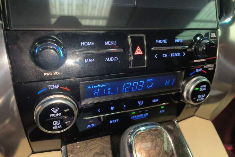 Used Toyota Alphard 2020 Dual-Engine 2.5L Prestige Edition
